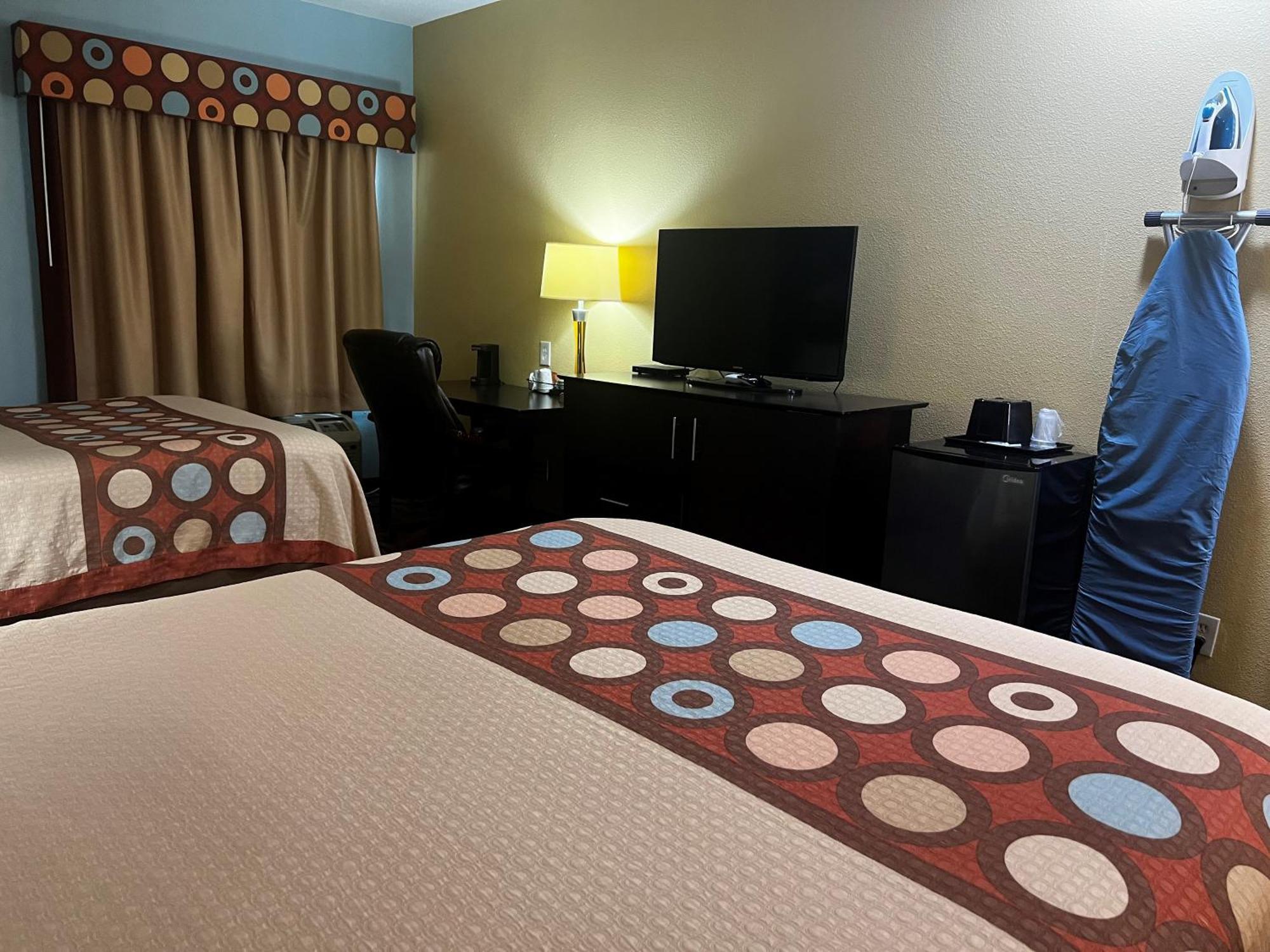 מלון Super 8 By Wyndham פסדינה מראה חיצוני תמונה